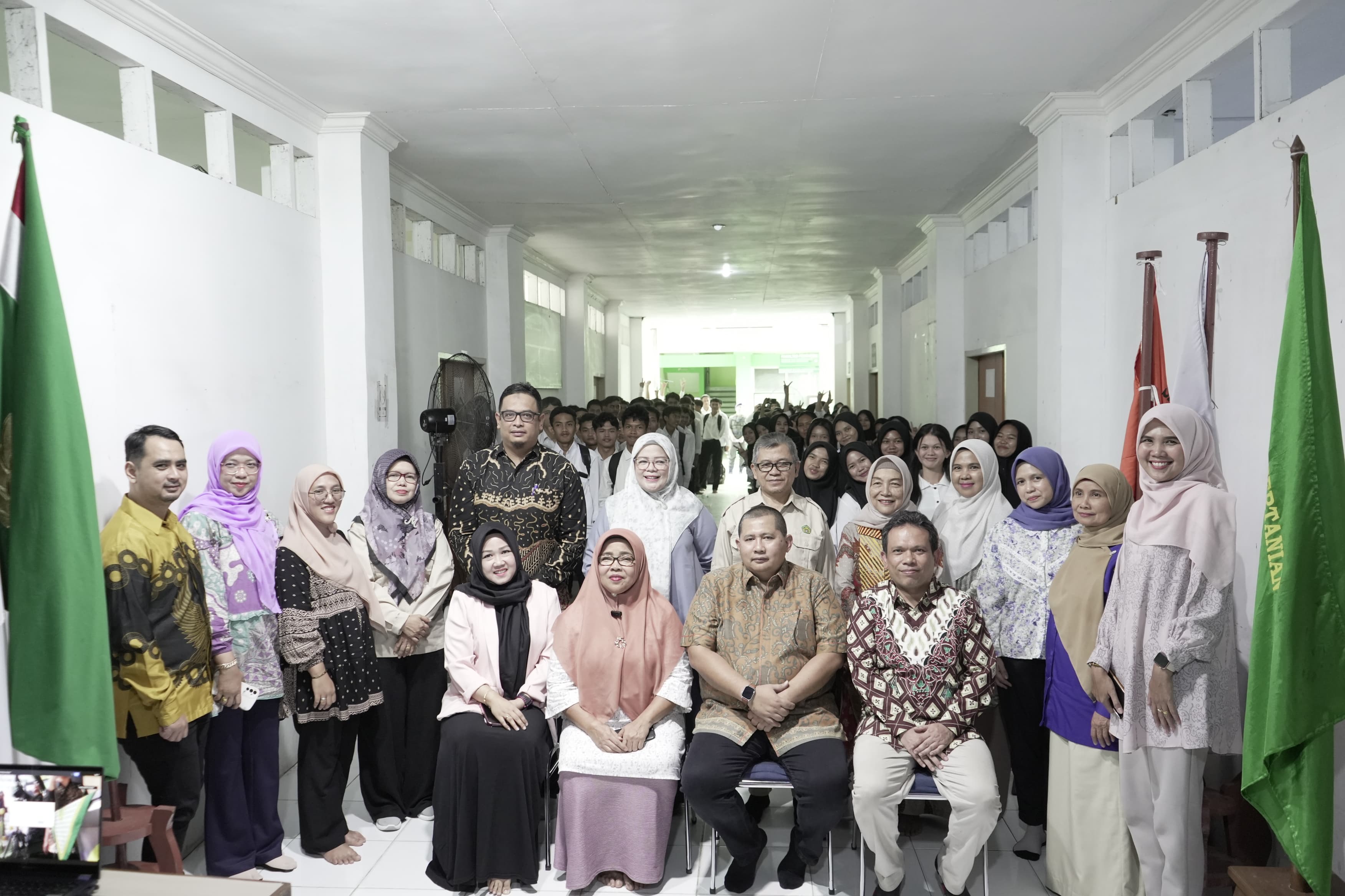 Pemprov Sumbar Ajak Mahasiswa Baru UNITAS Siap Jadi Generasi Penguat Zaman