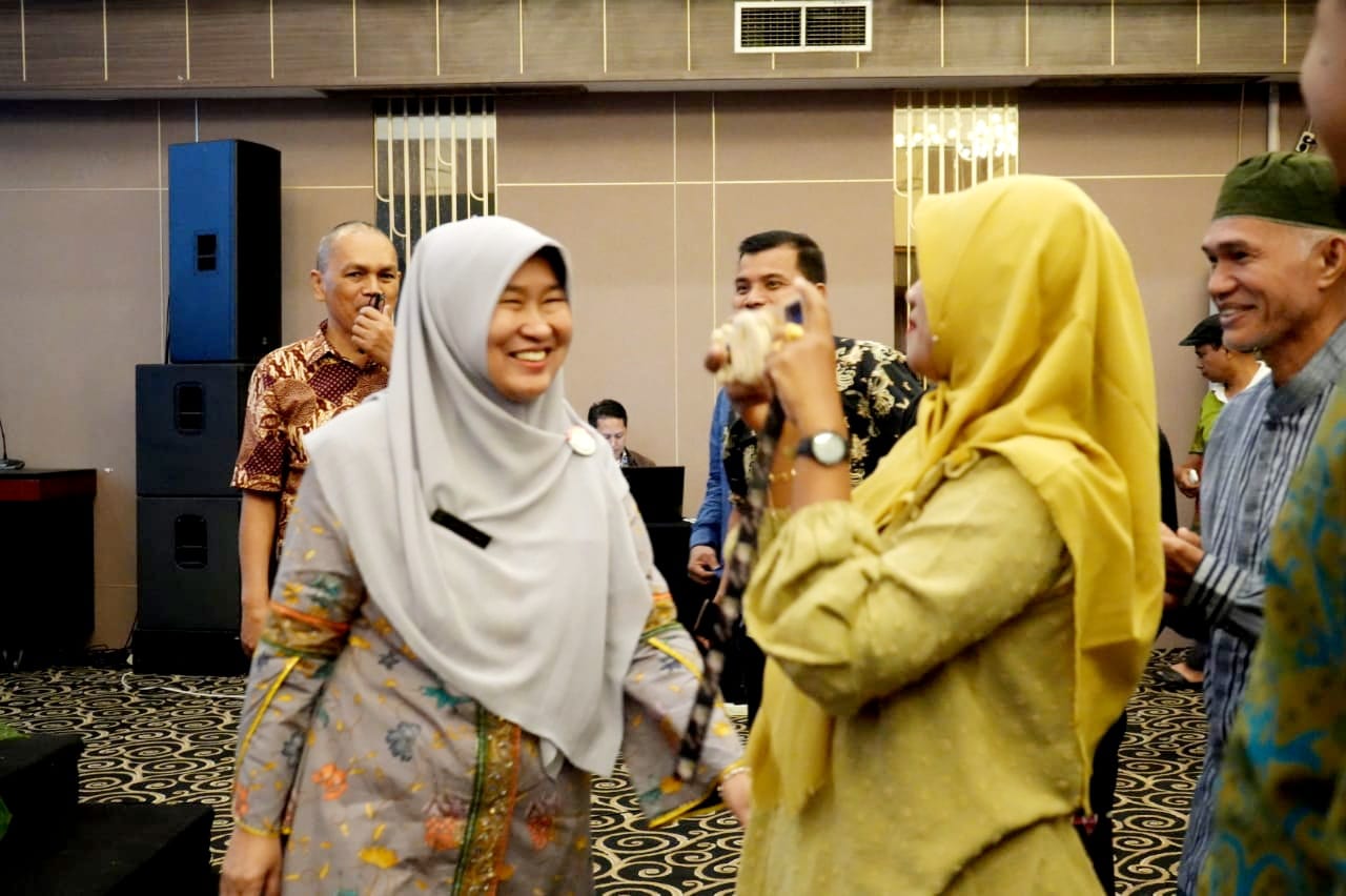 Kadis Kominfotik Sumbar Tutup Bimtek Jurnalistik I Tahun 2023