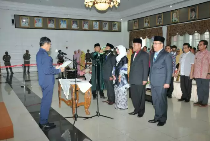 Gubernur Sumbar Lantik Pejabat Eselon II di Lingkungan Pemprov Sumbar