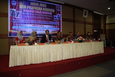 Walikota Ramlan Nurmatias Lepas 112 Siswa Prakerin SMK Genus