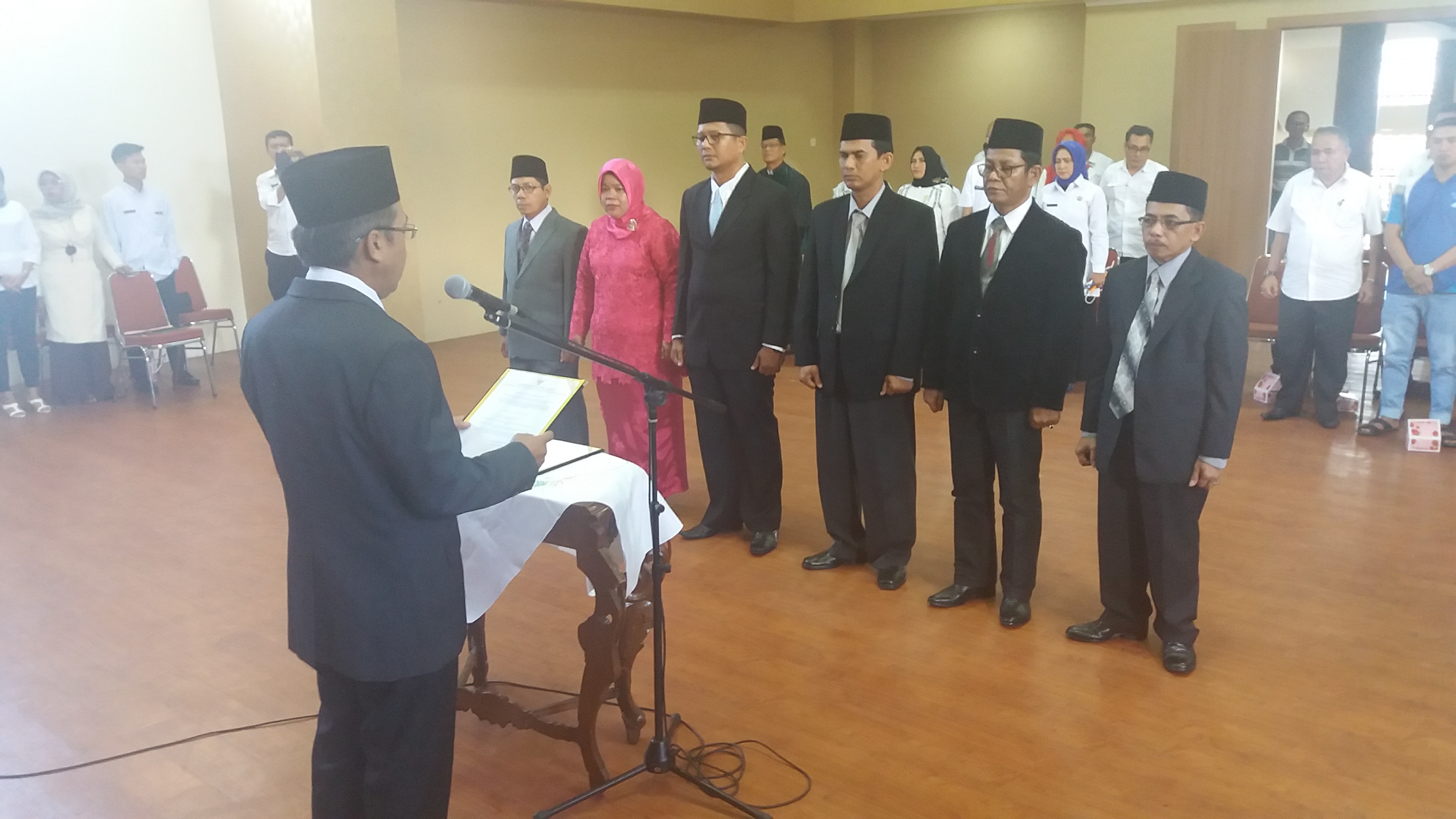 Kadis Kebudayaan Sumbar Lantik Administrator dan Pengawas