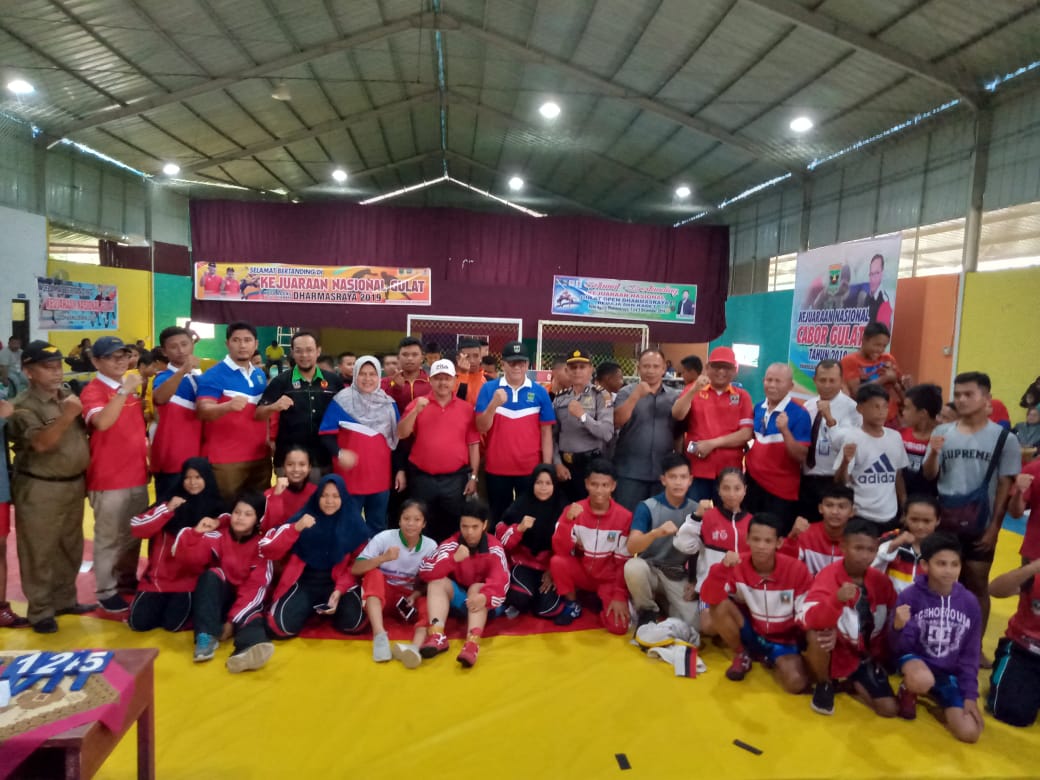 KADISPORA SUMBAR BUKA KEJURNAS GULAT ANTAR PELAJAR DI DARMASRAYA