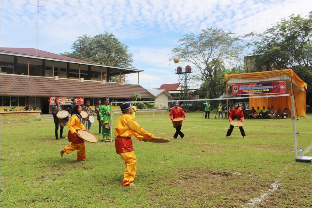 PRIADI SYUKUR: OLAHRAGA TRADISIONAL AGAR TETAP DIKENAL  MASYARAKAT MODEREN