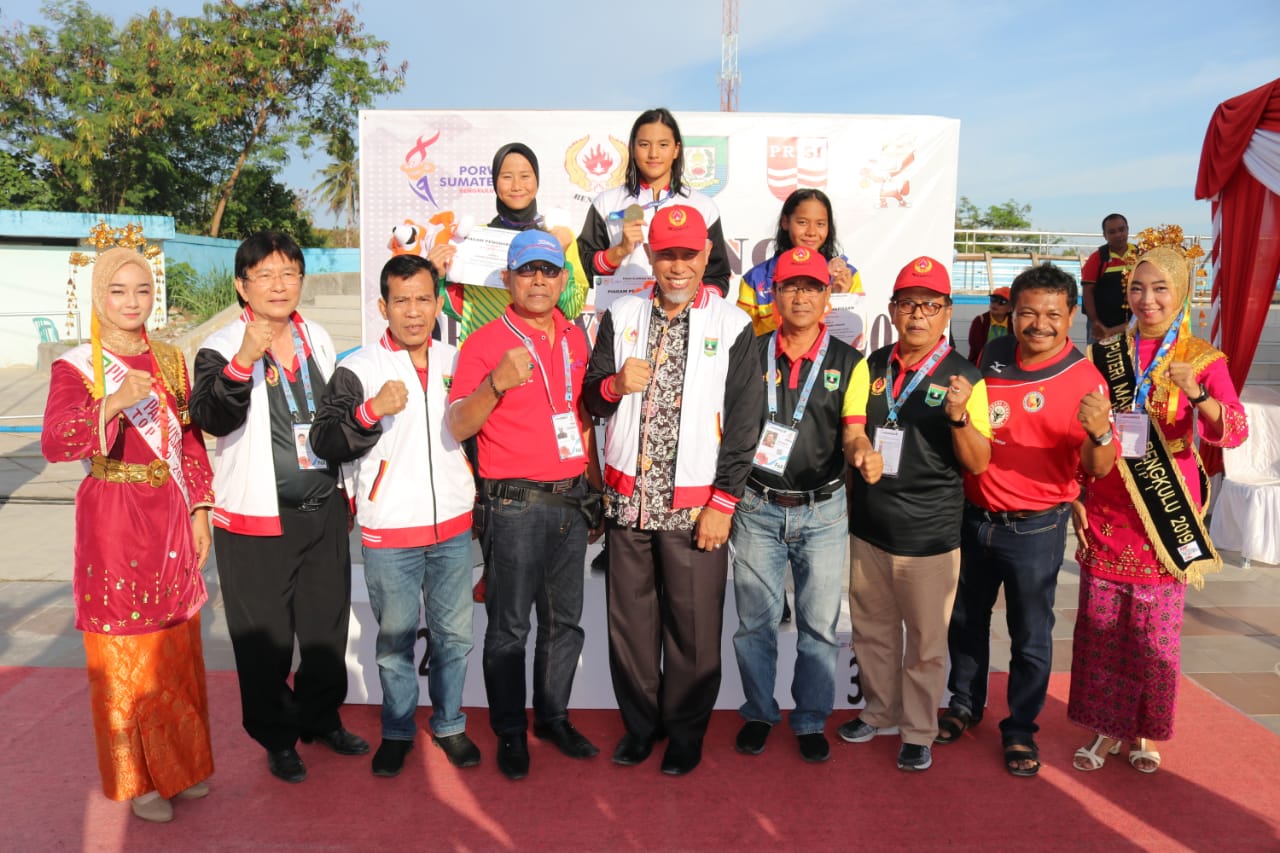 2 EMAS HARI TERAKHIR CABOR RENANG LAMPAUI TARGET