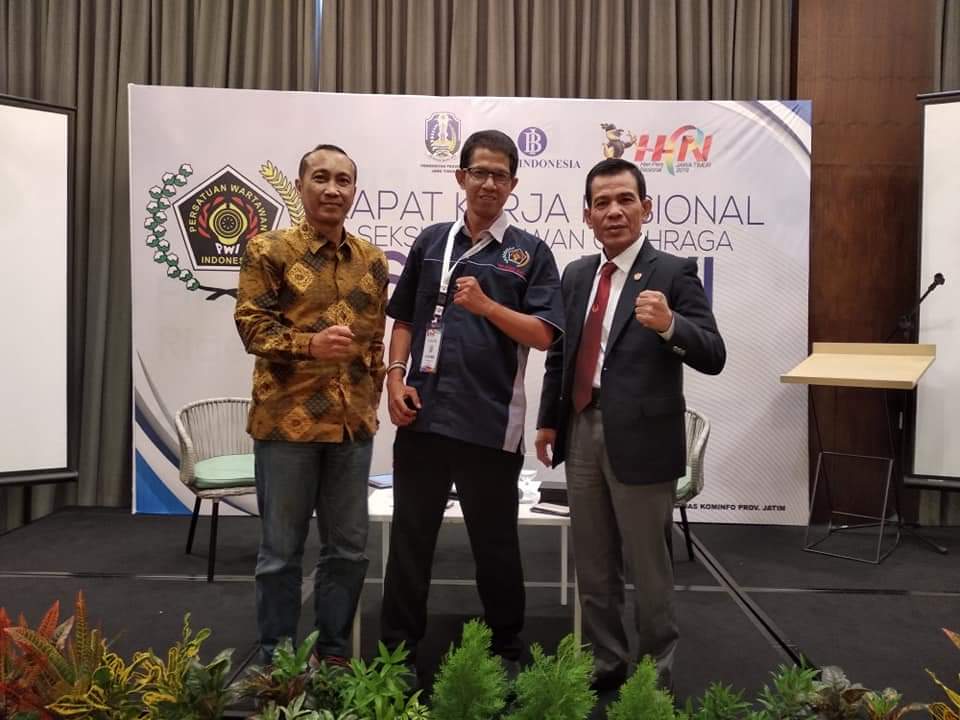 KONI SUMBAR TERIMA PENGHARGAAN DARI SIWO PWI PUSAT KATEGORI ‘’ KONI PROVINSI TERDINAMIS”