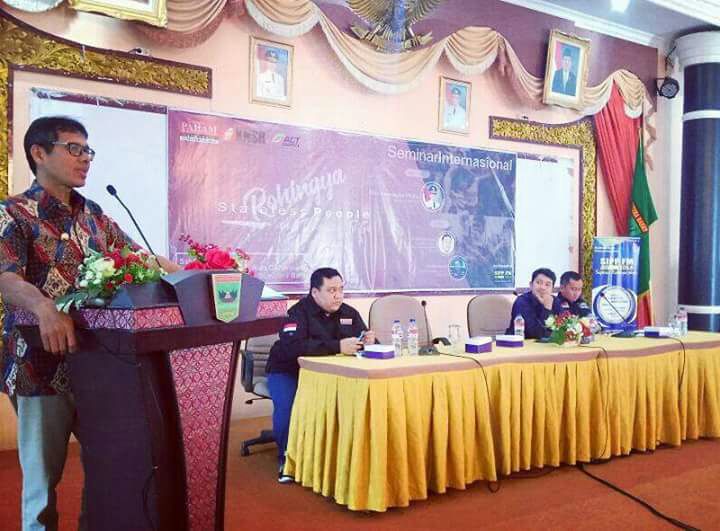 Gubernur Buka Seminar Internasional di Auditorium