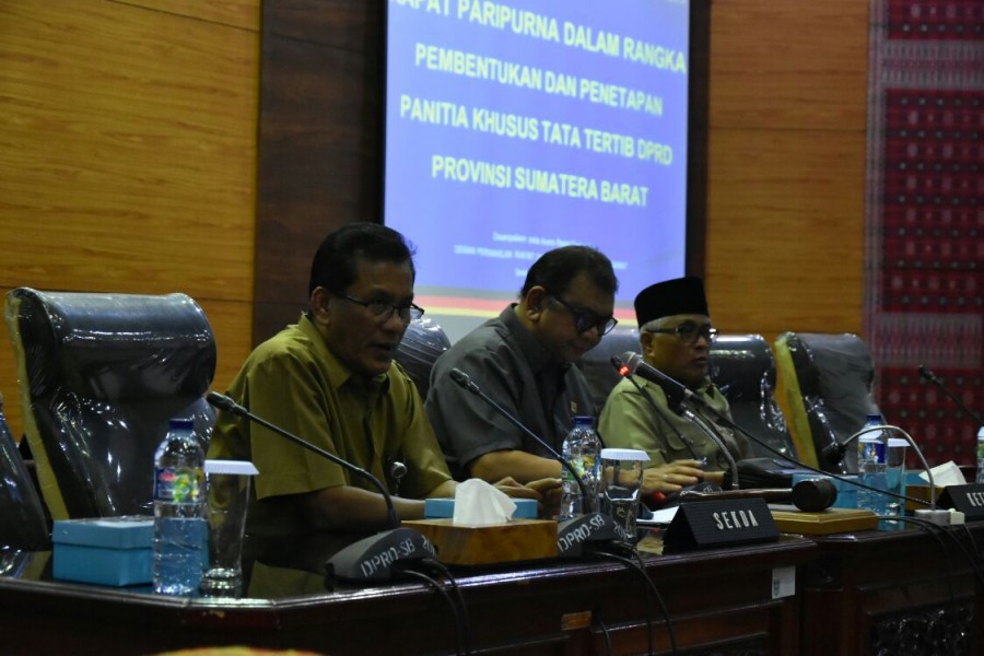 DPRD Sumbar Selesaikan Ranperda RKSDM dan Rekomendasi LKPJ Pada Masa Sidang Pertama