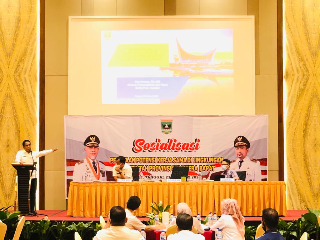 Sosialisasi Pemetaan Potensi KAD, Asisten Pemerintahan dan Kesra Setdaprov Sumbar Tekankan Pentingnya Kerjasama Antar Daerah