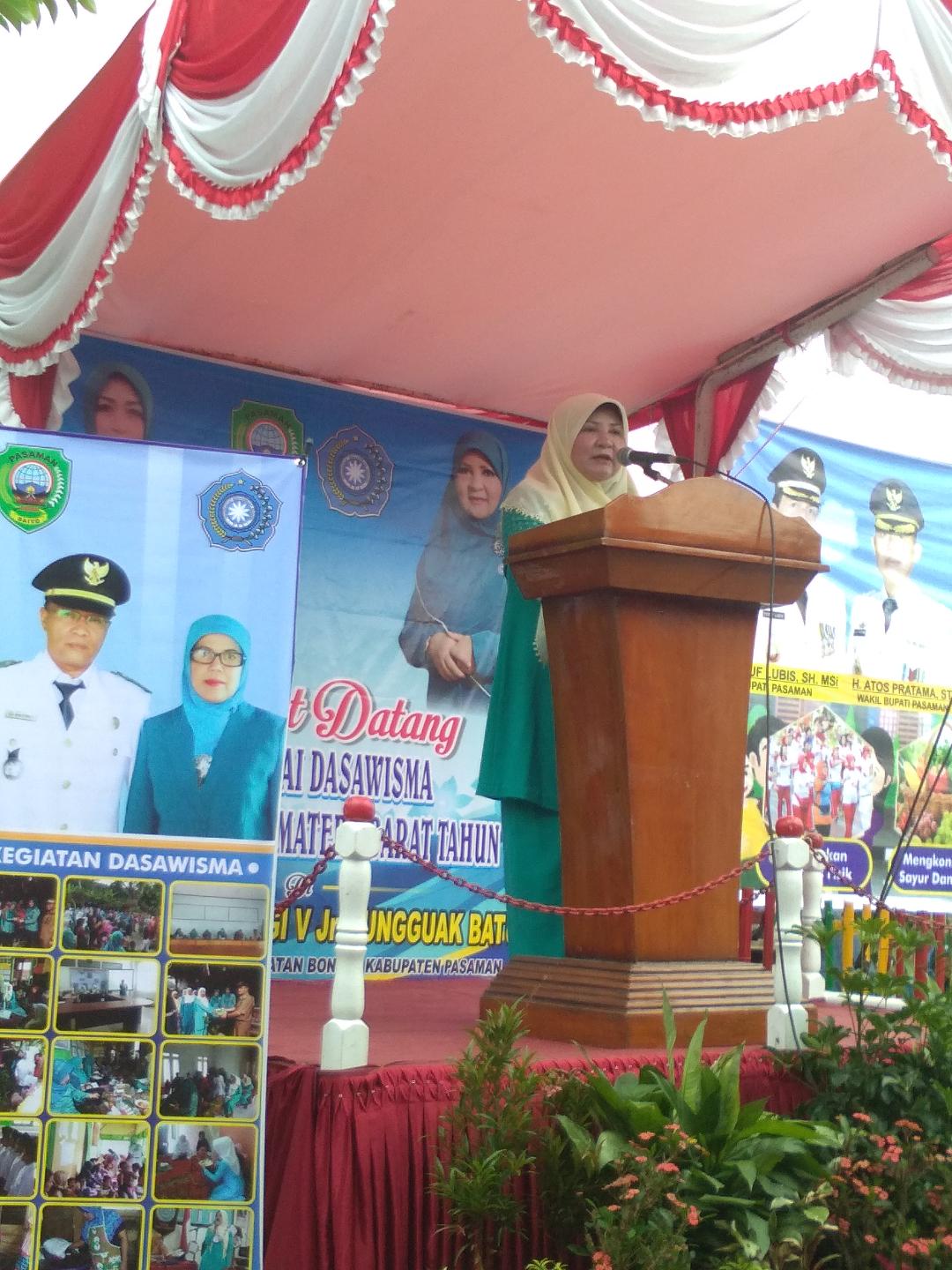 KETUA TP-PKK PROVINSI SUMBAR KUNJUNGAN LAPANGAN PENILAIAN KELOMPOK DASAWISMA BERPRESTASI TAHUN 2019