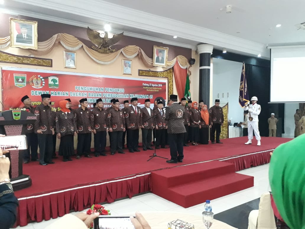 Pengurus DHD 45 Dikukuhkan, Momentum Kembalikan Semangat Juang Bangsa