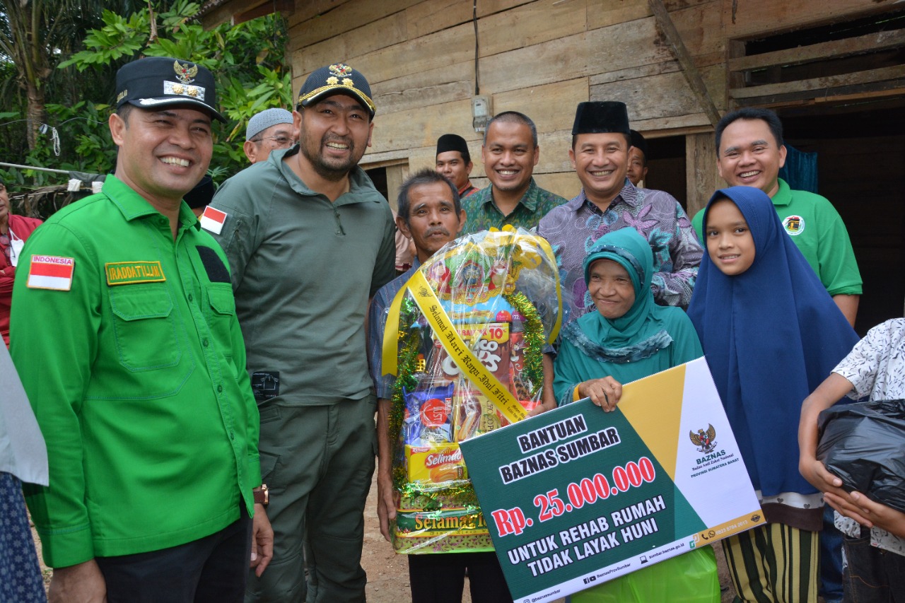 Kejutan dari Wagub Audy, Rumah Rosmaniar Dibedah, Sekolah Anaknyapun Ditanggung