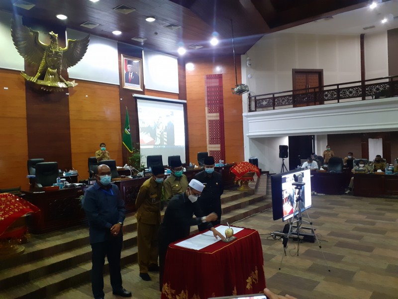 DPRD Pemprov Sumbar sepakati KUPA -PPAS APBD Perubahan 2020