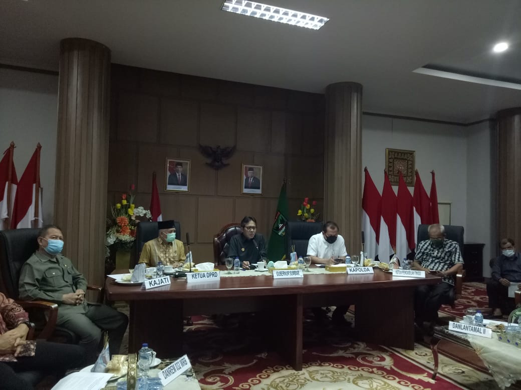 Pemprov Sumbar Bahas Sosialisasi Perda Adaptasi Kebiasaan Baru