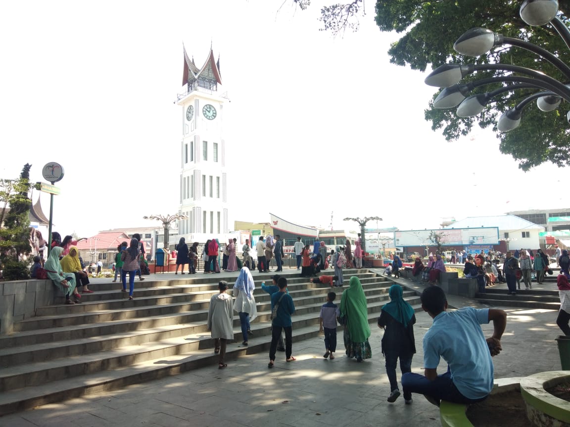 Liburan Tiba Bukittinggi Diserbu Wisatawan