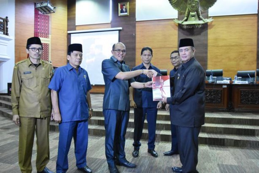 Wagub Sumbar Sampaikan Rancangan APBD 2020