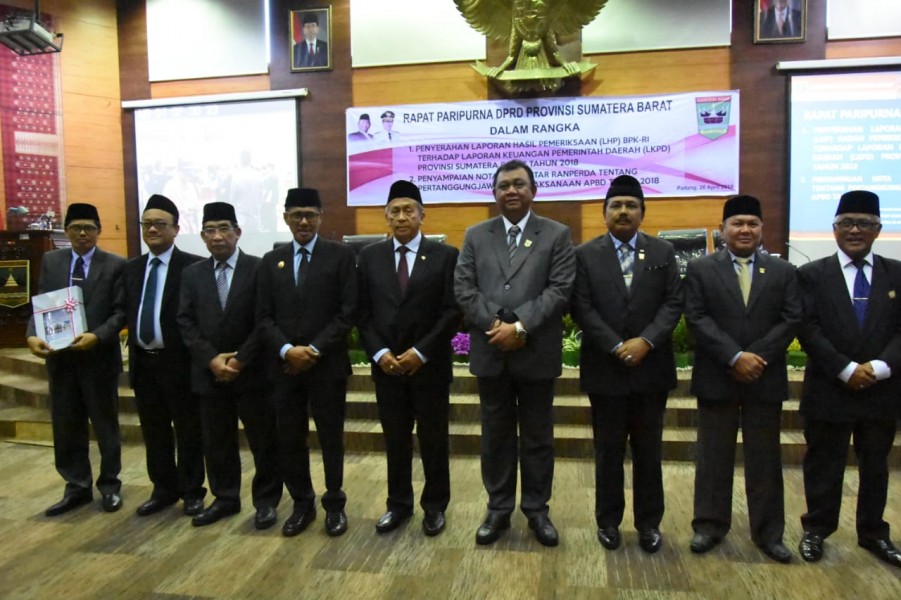 DPRD Sumbar Percepat Pembahasan Ranperda Pertanggungjawaban APBD 2018