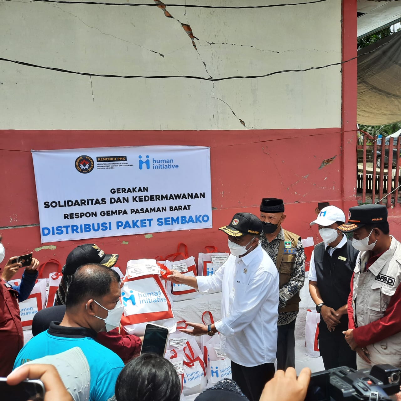Menko PMK, Muhadjir Effendy Pastikan Distribusi Bantuan Aman