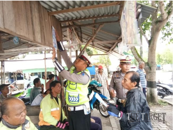Empat Puluh Pelanggar Lalu Lintas Dijatuhi Teguran di Hari Pertama Operasi