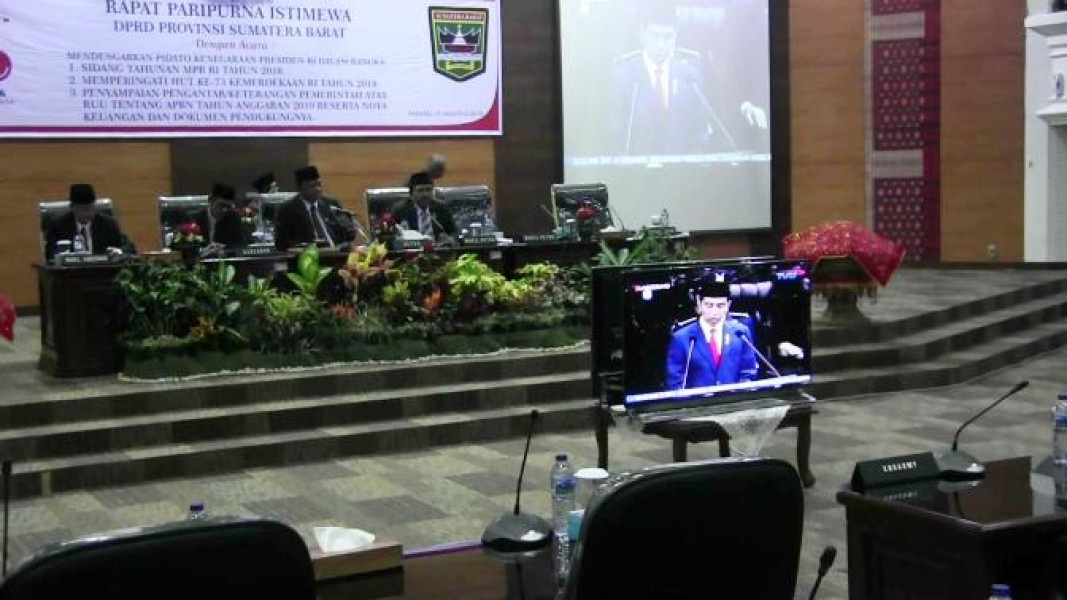 DPRD Sumbar Gelar Rapat Paripurna Istimewa Dengar Pidato Kenegaraan Presiden RI