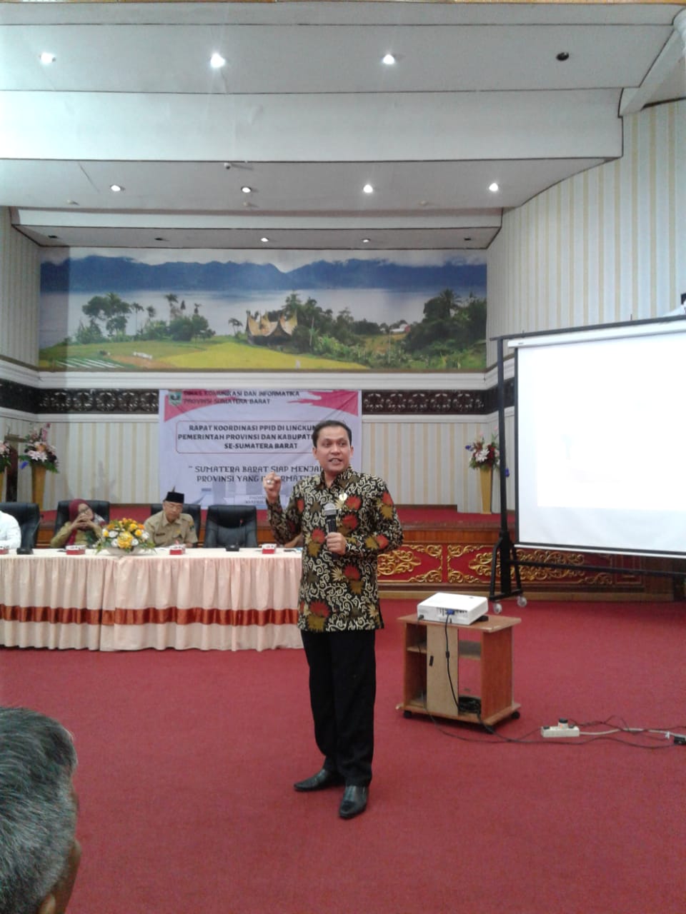 Komisi Informasi Pusat: Keterbukaan Menstimulasi Demokrasi