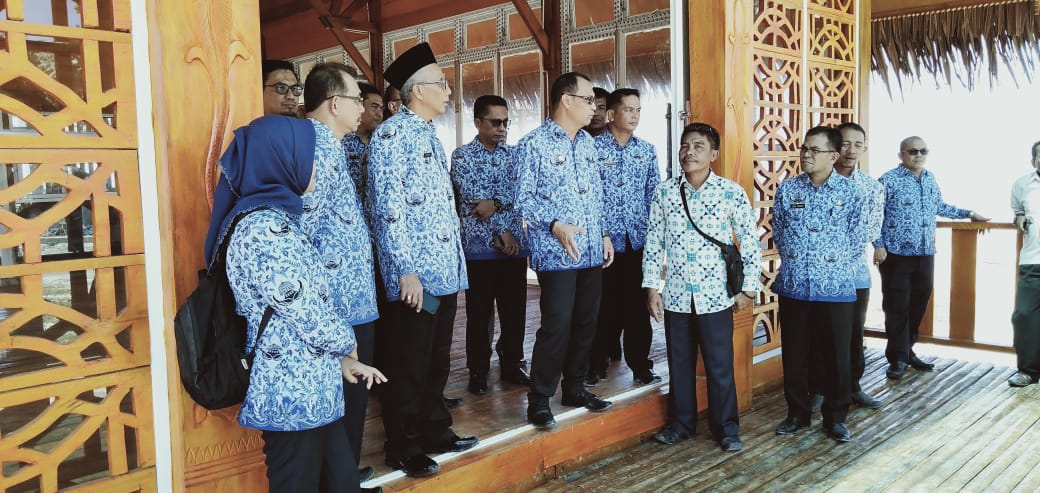 Bupati Mentawai Ajak ASN Terus Tingkatkan Kinerja