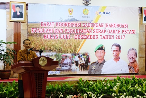 Kementan Bersama BULOG dan TNI, Gelar Rakor Akselerasi Serap Gabah Petani (Sergap)