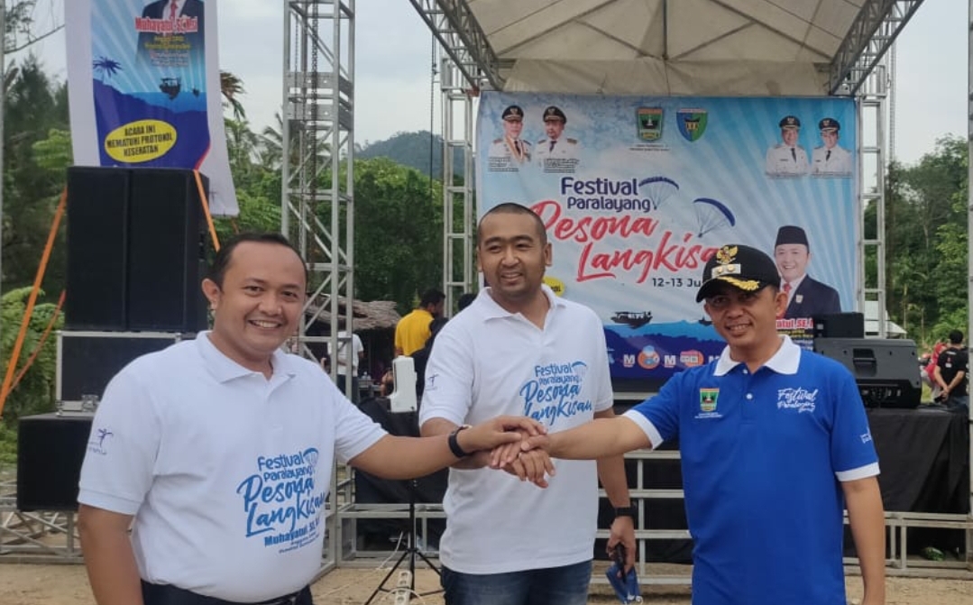 Ajang Promosi Wisata Daerah, Festival Paralayang Pesona Langkisau Mendapat Apresiasi