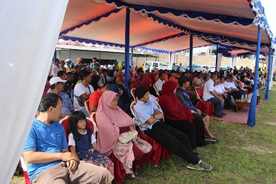 PMI Bukittinggi Bagikan Doorprize kepada Pendonor Darah Sukarela