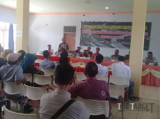 Bupati Buka Muscab Gapeksindo Sijunjung
