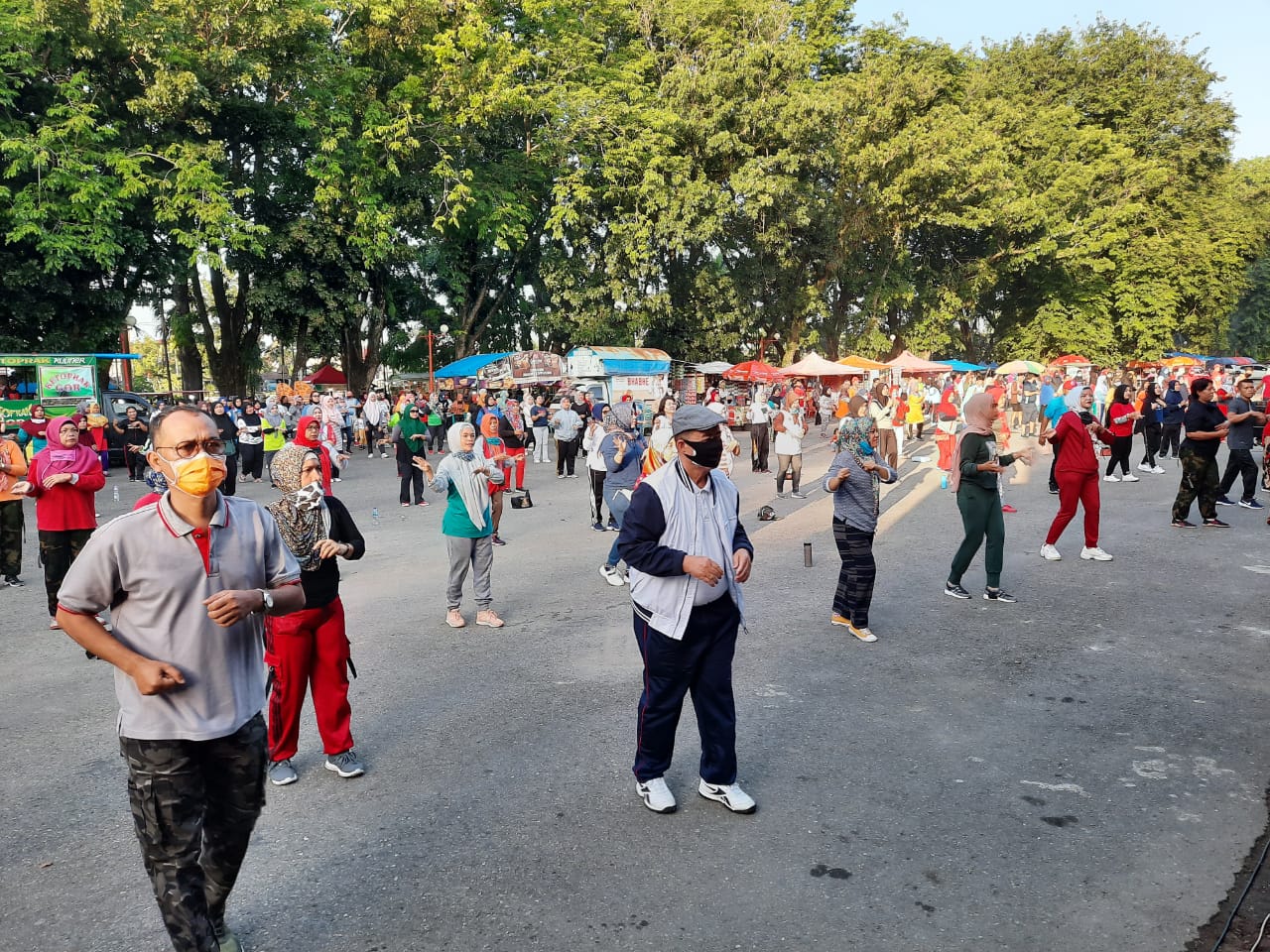 Wagub Ikuti Senam Sehat Padang TV