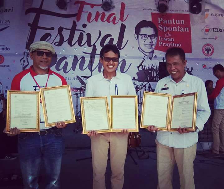 Pantun Spontan Ala Irwan Prayitno Dapat Hak Cipta