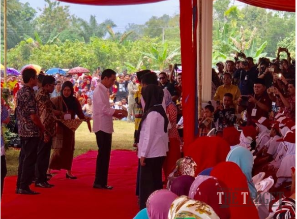 3000 Warga dan 1245 Siswa Terima Bantuan Dari Presiden