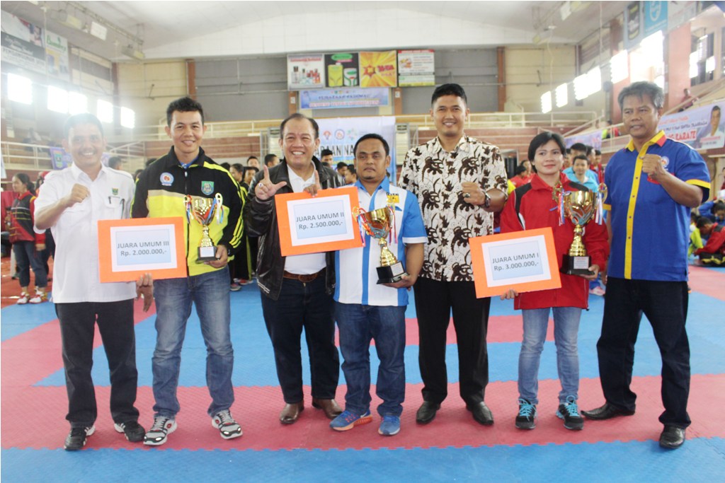 JABAR JUARA UMUM KEJURNAS KARATE ANTAR PPLP/D