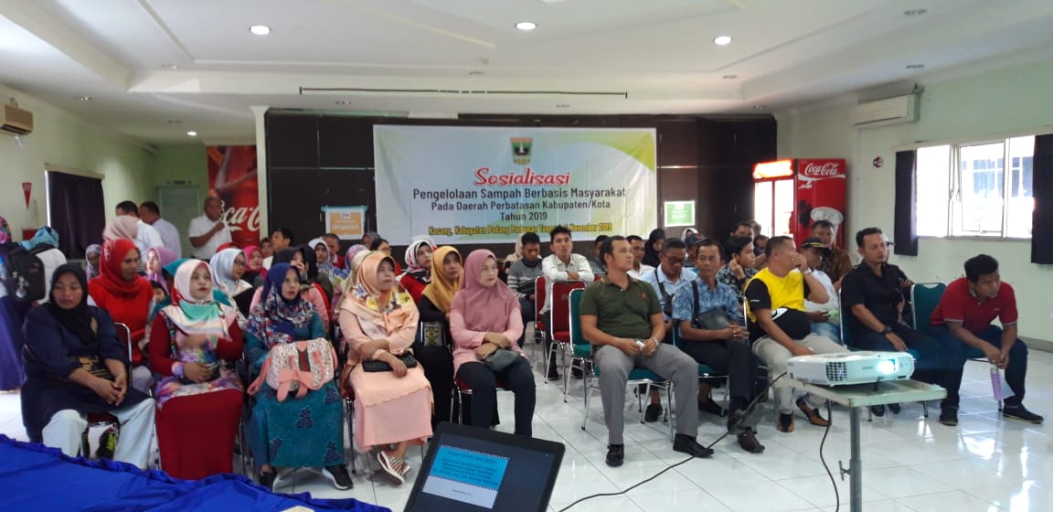 Sosialisasi Pengelolaan Sampah Berbasis Masyarakat pada Daerah Perbatasan Kabupaten/Kota Tahun 2019
