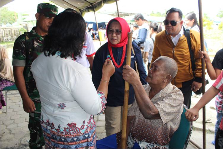 PENGOBATAN MASSAL KE KAB MENTAWAI DALAM RANGKA HPN 2018