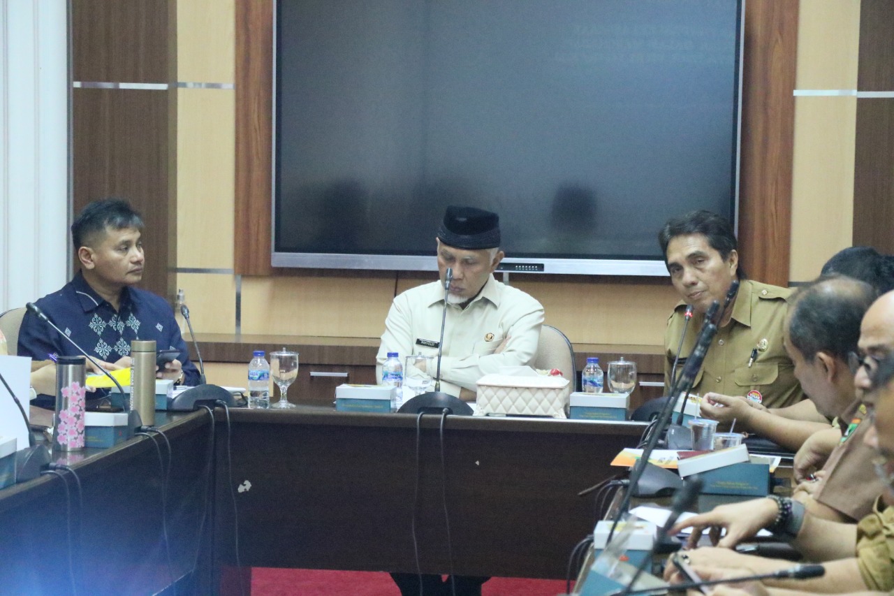 Gubernur Sumbar Pimpin Rapat Antisipasi Kelangkaan Ketersediaan Pangan Jelang Ramadhan dan Idul Fitri 2023