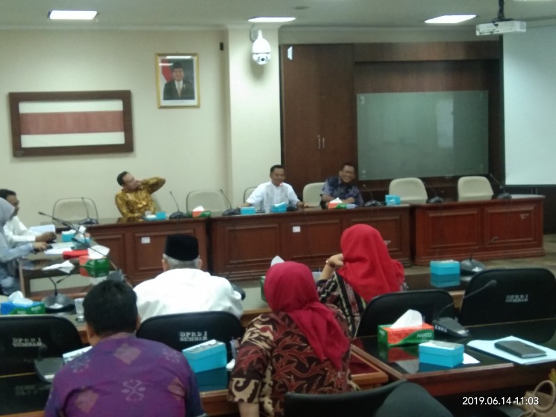 Komisi V DPRD Sumbar Dalami Ranperda Pertanggung jawaban APBD 2019