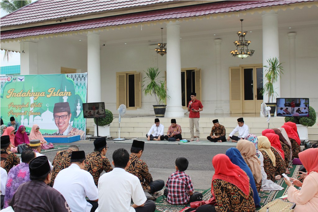 GUBERNUR SUMATERA BARAT: AGAR SENANTIASA BELAJAR