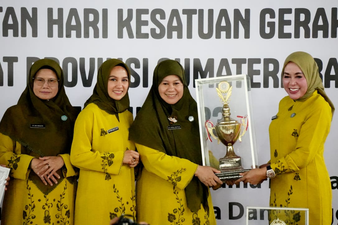 Penutupan Jambore PKK, Ummi Harneli Berharap Kader Terus Ikhlas Lakukan Yang Terbaik Bagi Daerah 