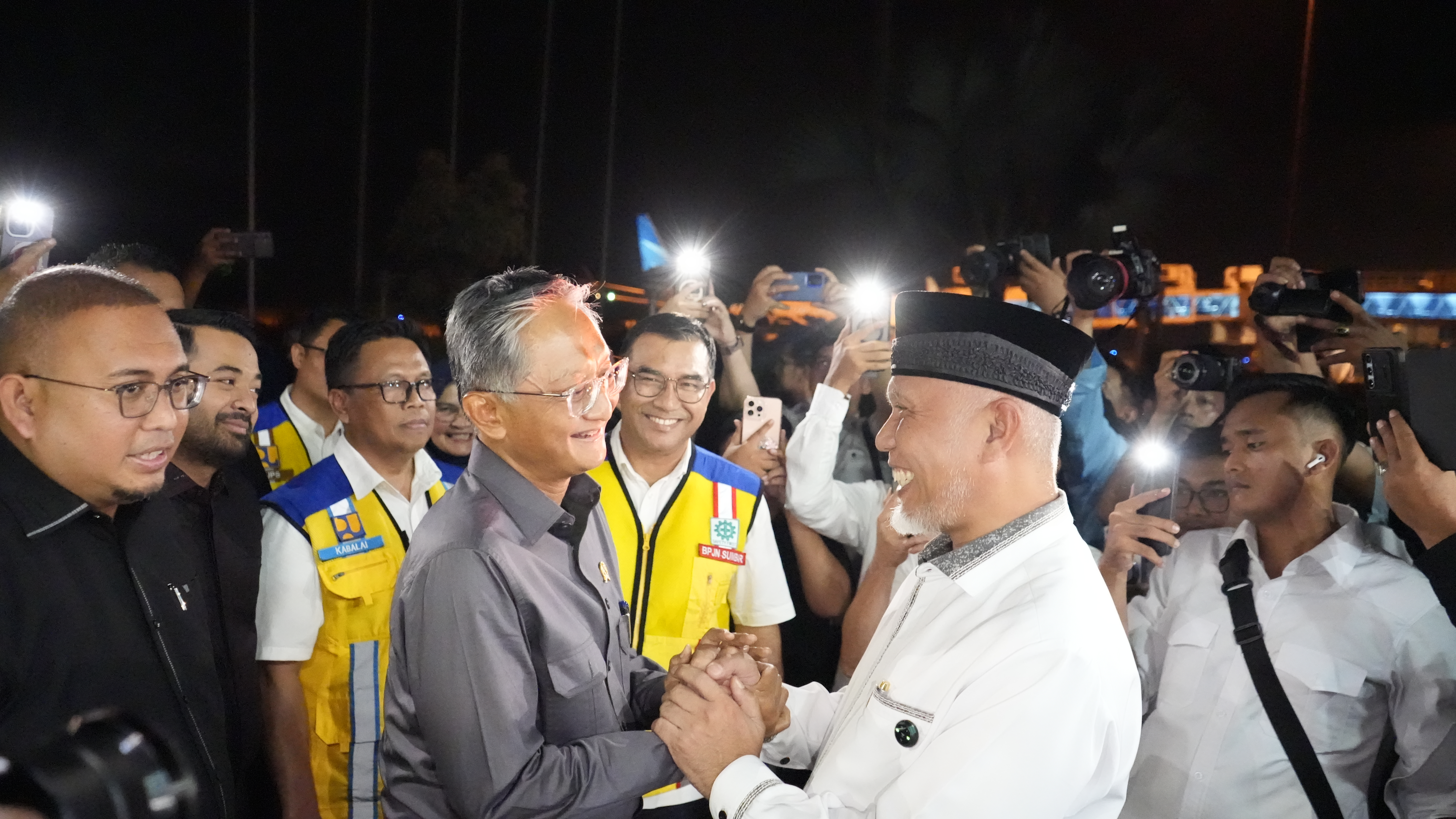 Besok Menteri PU Groundbreaking Sitinjau Lauik, Proyek Strategis Lainnya Menanti Restu Pusat!