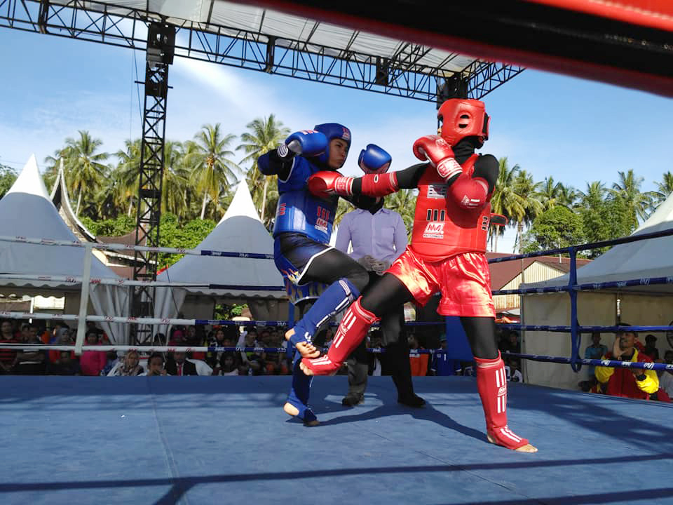 MUAYTHAI KOTA PADANG JUARA UMUM PORPROV XV 2018