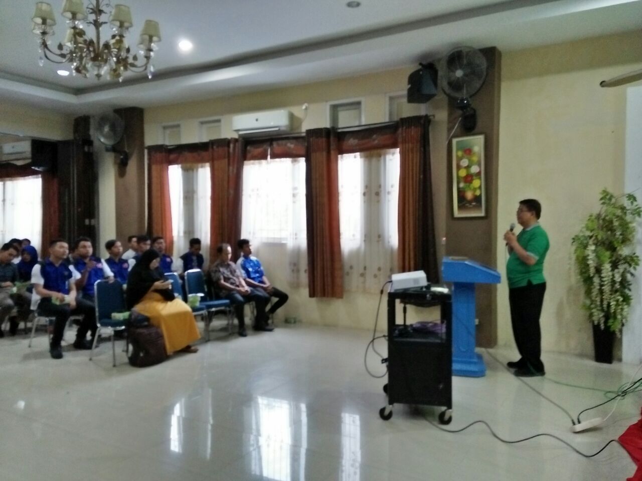 ﻿﻿Diseminasi Informasi Dengan Tema Optimalisasi Peran Relawan TIK Dalam Menangkal Berita HOAX