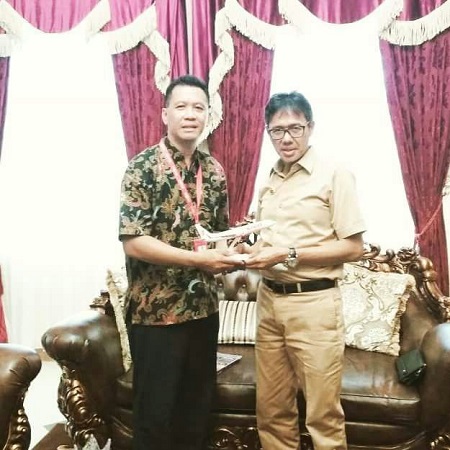 Gubernur Menerima Manajemen Lion Air