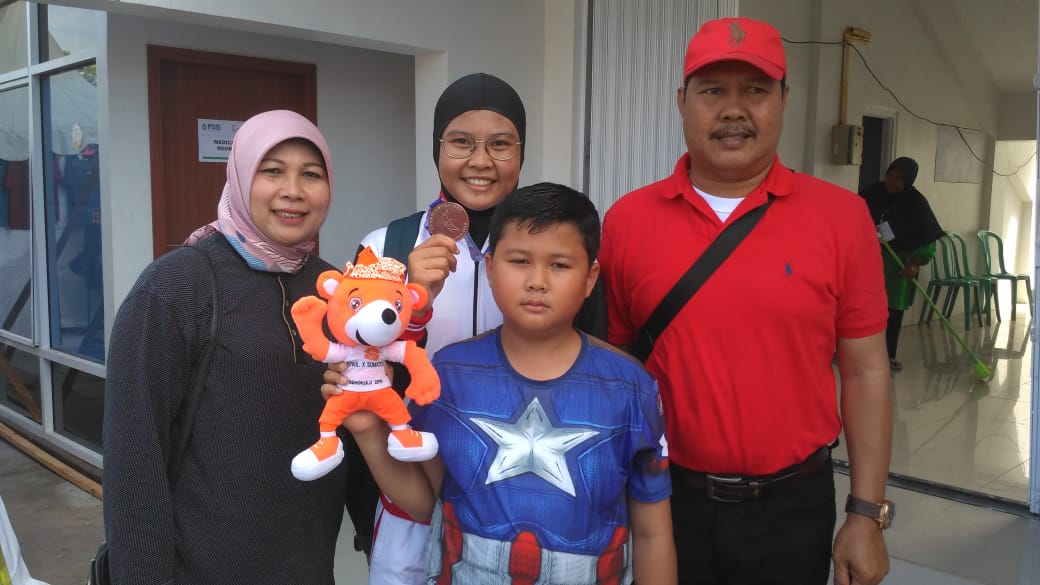 MERAIH TIKET PON 2020 CABOR ATLETIK AFIFAH TIDAK BISA MEMPERKUAT SUMBAR 