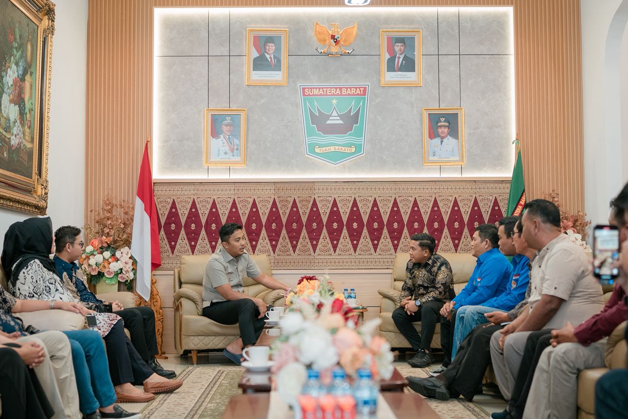 Vasko Tindak Tegas Pukat Harimau, Wali Kota dan Ketua DPRD Sibolga Datang ke Sumbar Sampaikan Permintaan Maaf