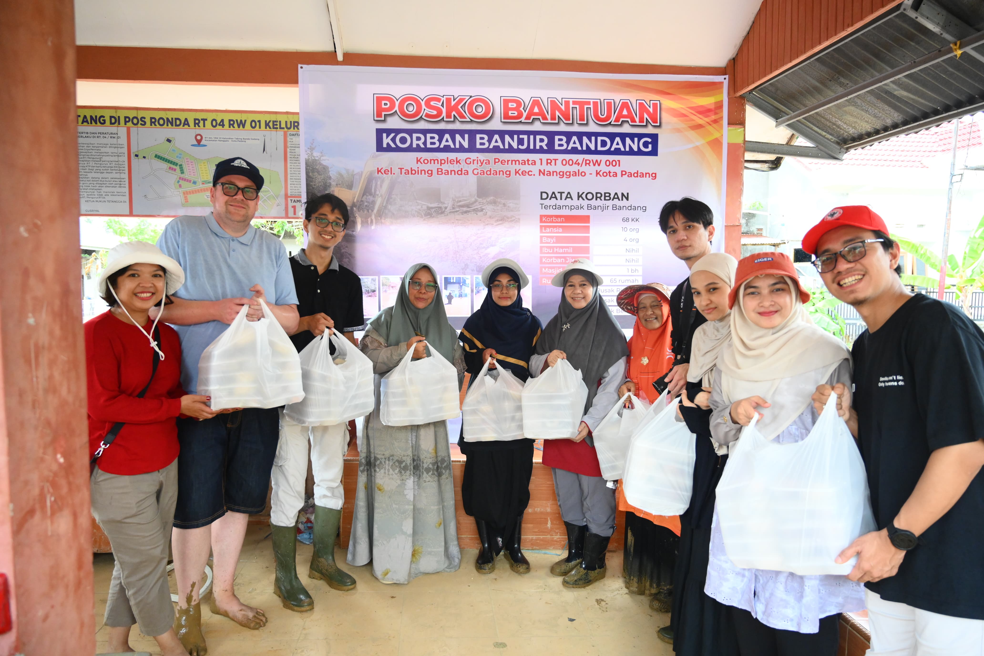 Prioritaskan Korban Bencana, Keluarga Gubernur Sumbar Batalkan Resepsi Pernikahan Tiga Putra, Dana Dialihkan untuk Kemanusiaan