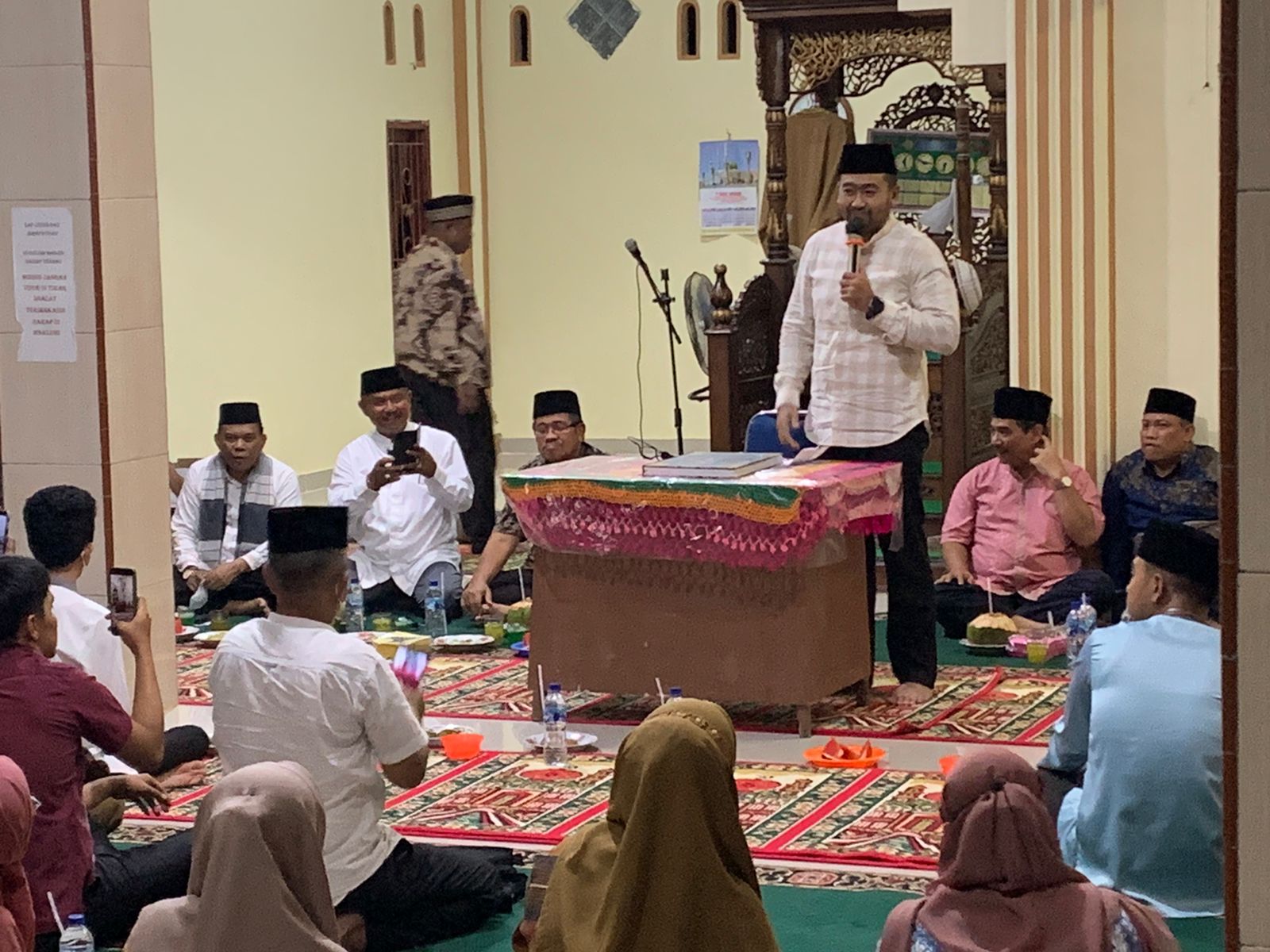 Wagub Sapa Warga Piaman, Ajak Bersama Bantu Pulihkan Roda Ekonomi Sumbar