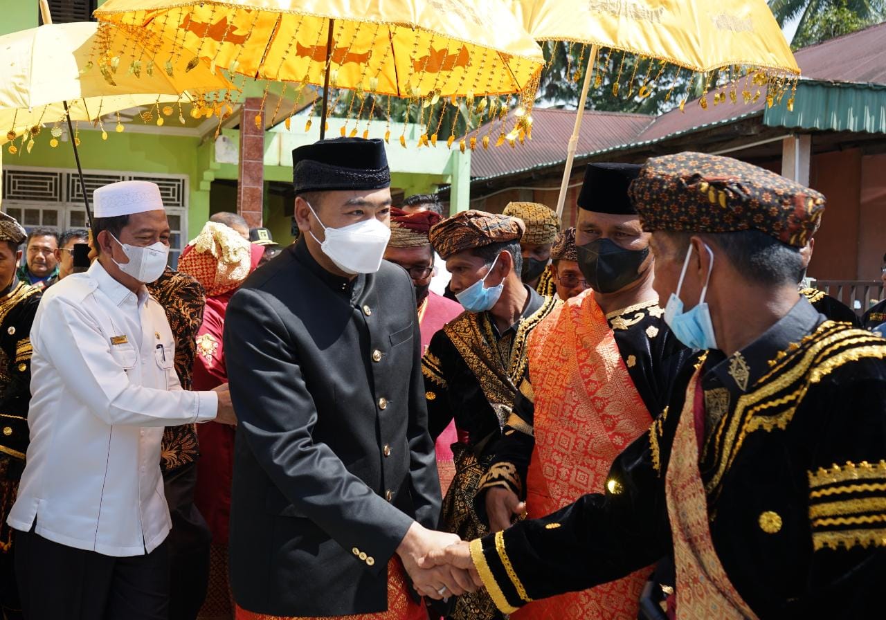 Hadiri Batagak Panghulu, Wagub Audy Ajak Tungku Tigo Sajarangan Perkuat Sinergi