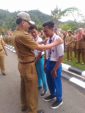 Bupati Hendrajoni : Selamat Kepada Atlet Silat Pessel Yang Harumkan Pessel Di Tingkat Nasional