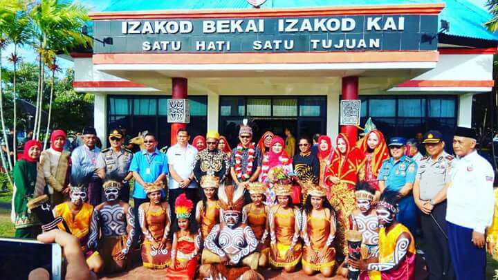 Gubernur Sumbar Disambut Bupati Merauke dan IKM